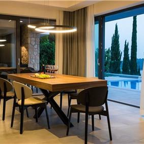 Luxury 5-Bedroom Villa with Sea-Views and Infinity Pool near Dubrovnik – Sleeps 10